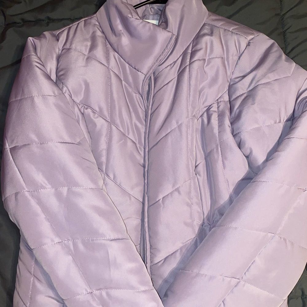 Woman’s coat - Picture 10 of 10